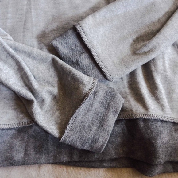 NWT Beyond Yoga Women’s XS Favorite Raglan Crew Pullover Grey Print - Picture 5 of 11